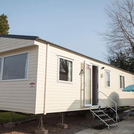41 Orchard Bank, 3 Bed, Rockley Park Poole Villa Exterior photo