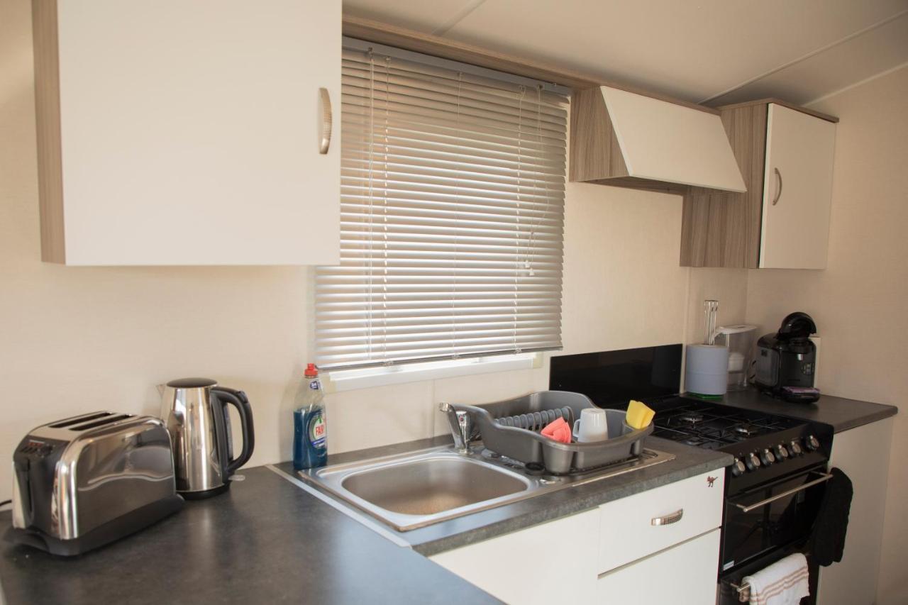 41 Orchard Bank, 3 Bed, Rockley Park Poole Villa Exterior photo