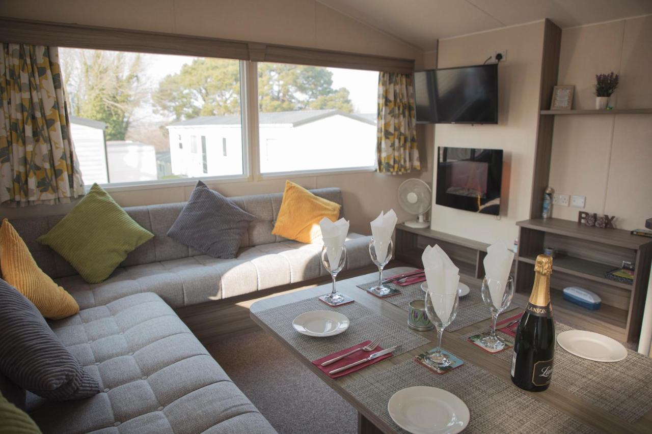 41 Orchard Bank, 3 Bed, Rockley Park Poole Villa Exterior photo